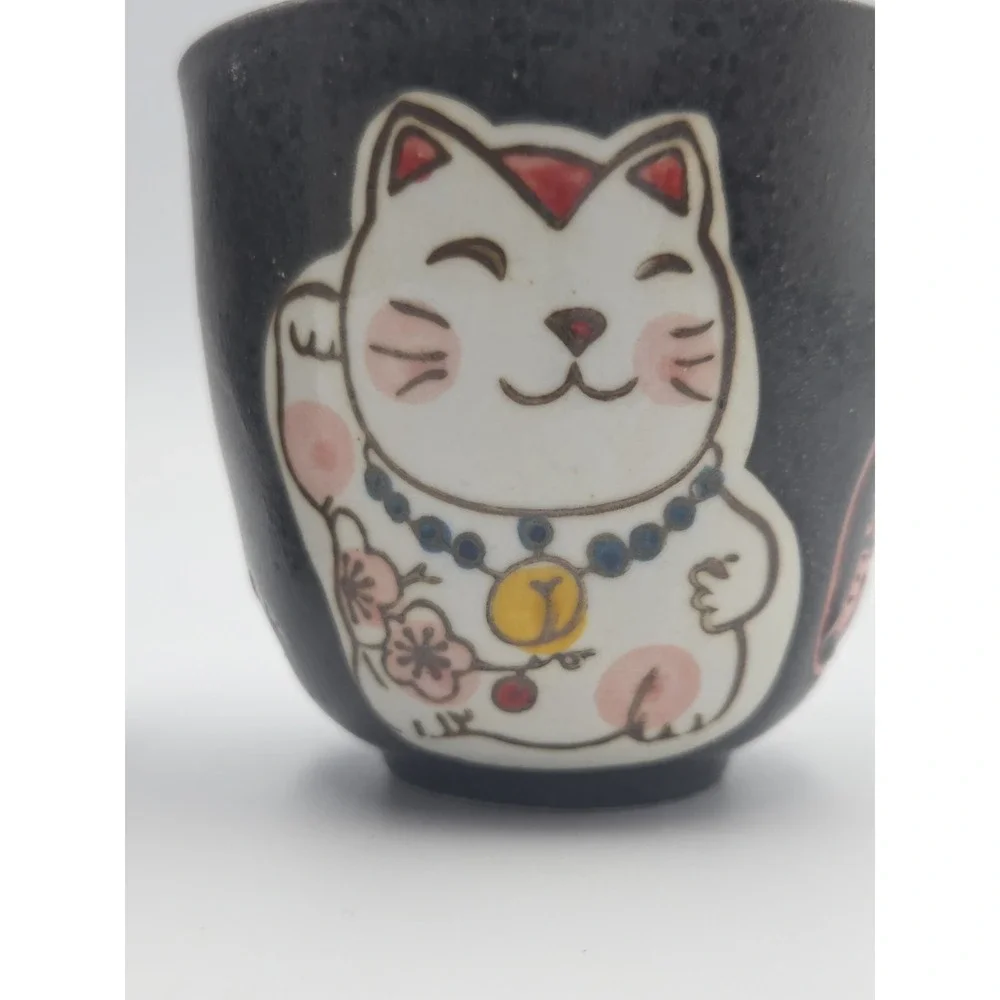 Japanese Maneki Neko Lucky Cat Tea Cup –‎ Ceramic Fortune Cup Lot Of 2